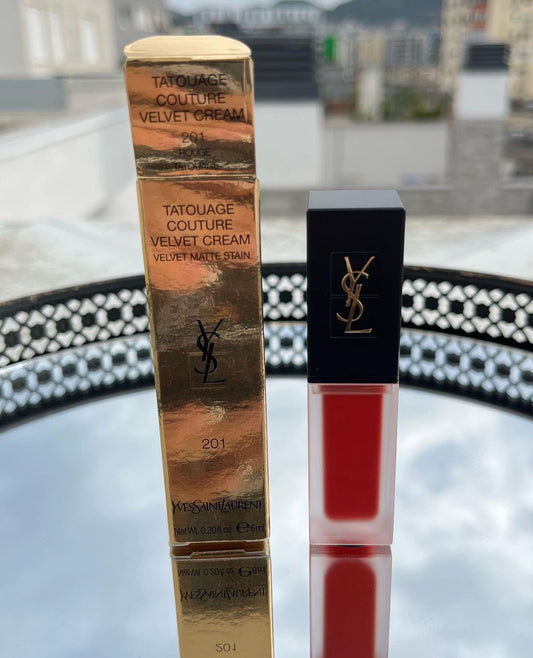 Ysl 
Tatouage Couture Velvet Cream 
Velvet Matte Stain