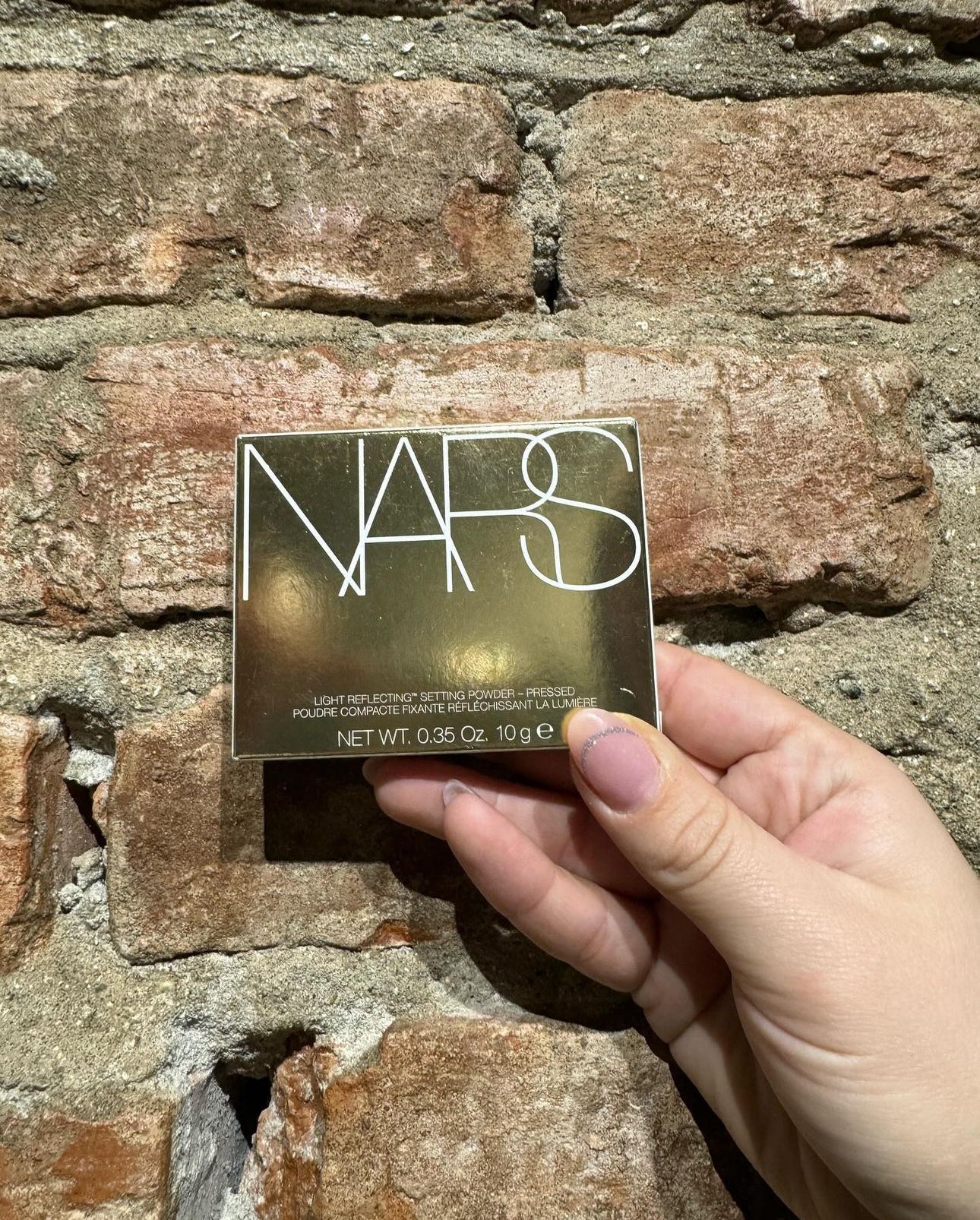 NARS
Light Reflecting Pressed Setting Powder